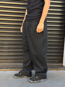 CALÇA BAGGY MOLETOM PRETA