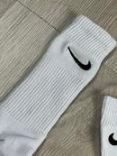 MEIA NK SWOOSH BRANCA BORDADA