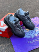 TÊNIS NK AIR MAX 95 - GREY