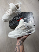 AIR JORDAN 4