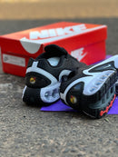 TÊNIS NK AIR MAX DN - PRETO E BRANCO