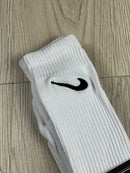 MEIA NK SWOOSH BRANCA BORDADA