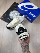 TENIS ASICS GEL OFF-WHITE/PRETO