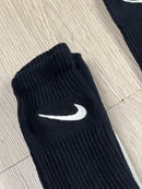 MEIA NK SWOOSH PRETA BORDADA