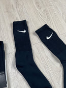 MEIA NK SWOOSH PRETA BORDADA