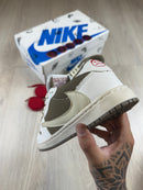 TÊNIS TRAVIS SCOTT REVERSE MOCHA
