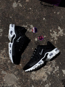 TÊNIS NK AIR MAX PLUS TN - PRETO/BRANCO